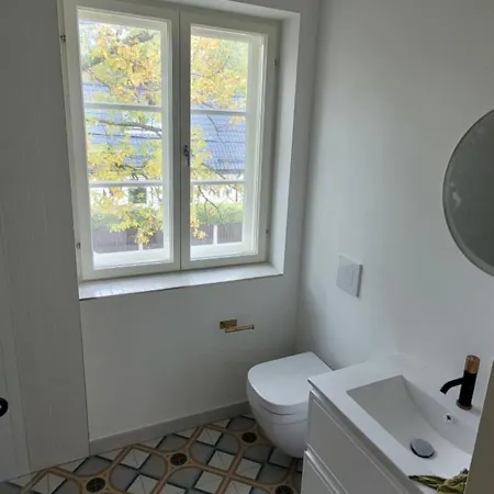 Apartment 1930s Historic Near Centre